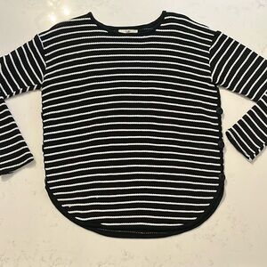 Ya Los Angeles Black & White LS Sweater (Large)